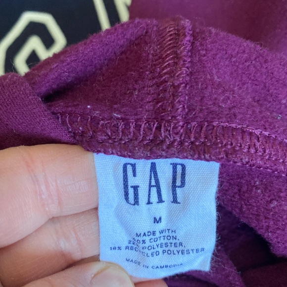 Gap hoodies - Picture 3 of 4